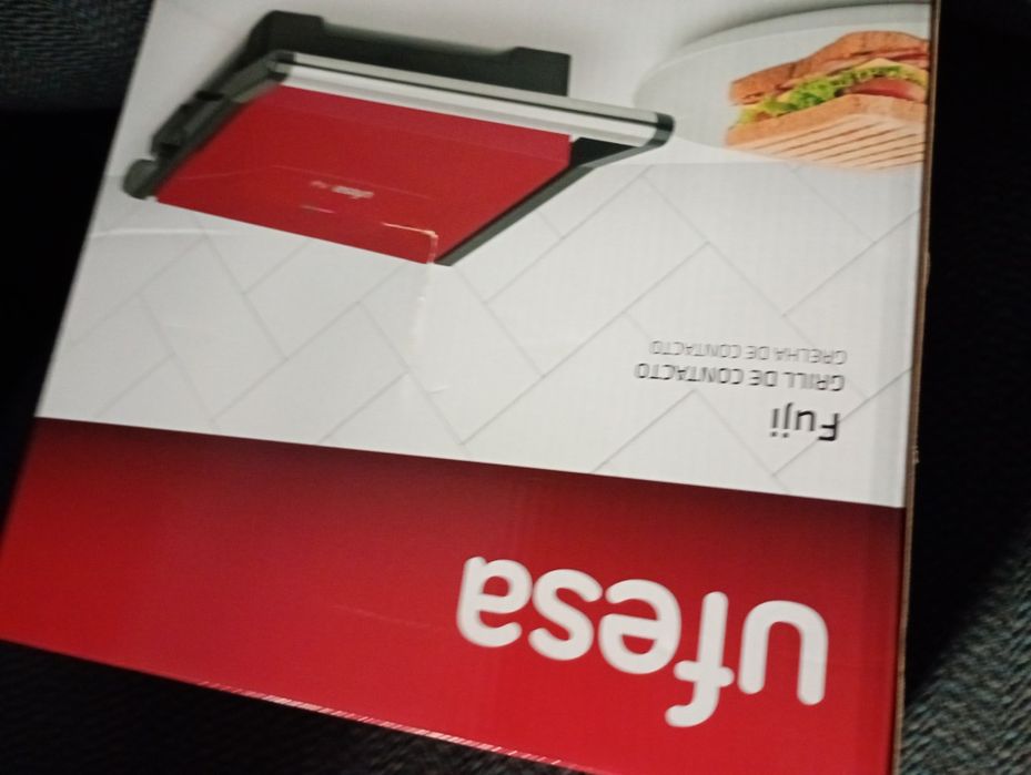 Tostadeira ufesa Fuji nova