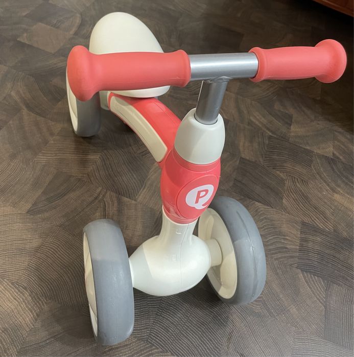 Продам беговел велобег (біговел) Qplay