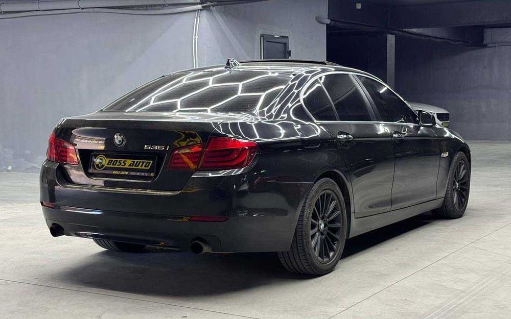 BMW 535 2012 року