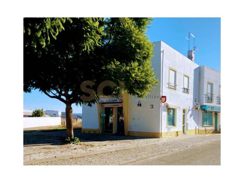 Café / Pastelaria para venda em Vila Nova de são Bento - Bem Locali...