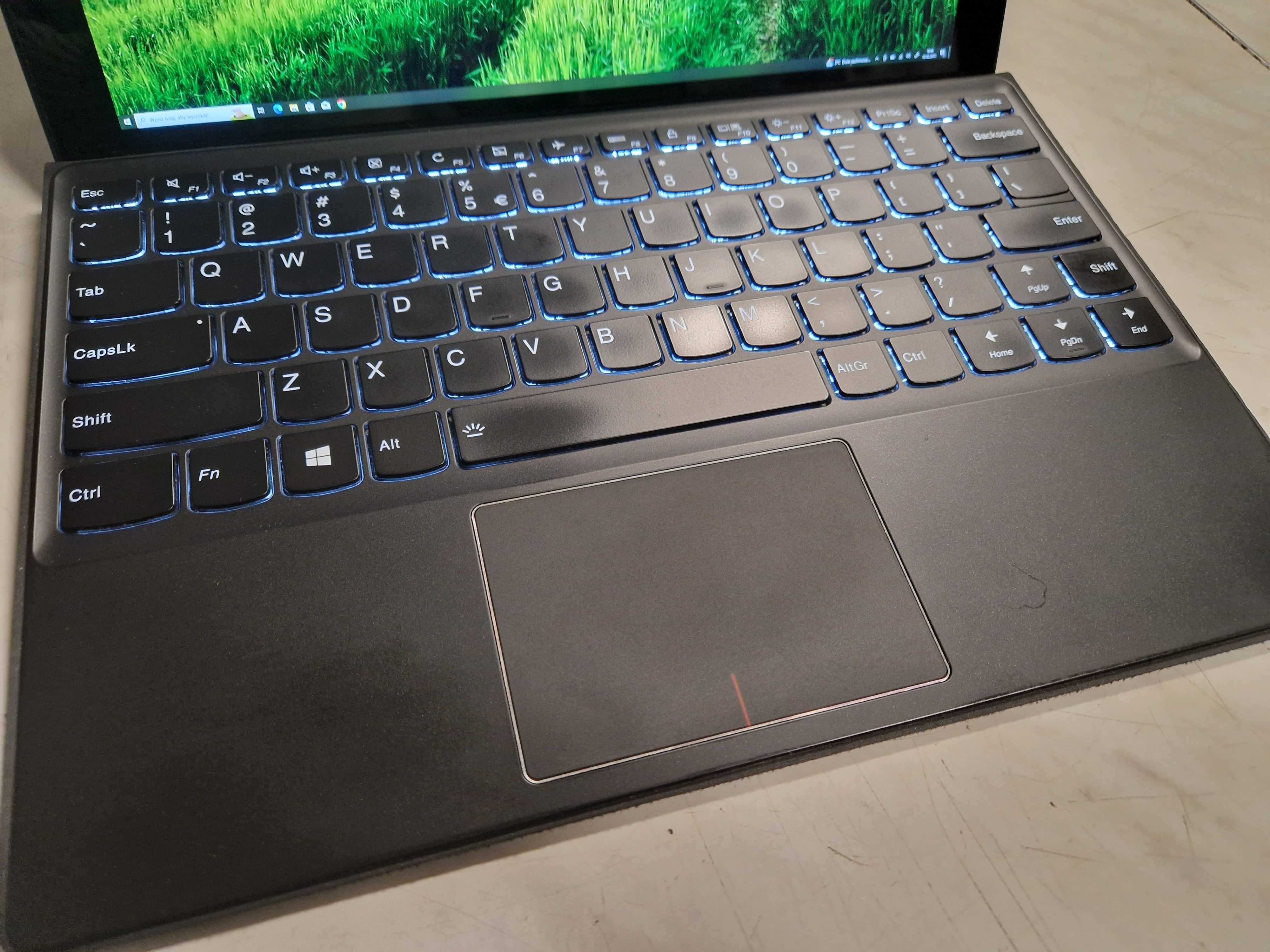 Ekskluzywny Lenovo MIIX-720 Laptop - Tablet I5 8GB SSD256GB 12'' W10