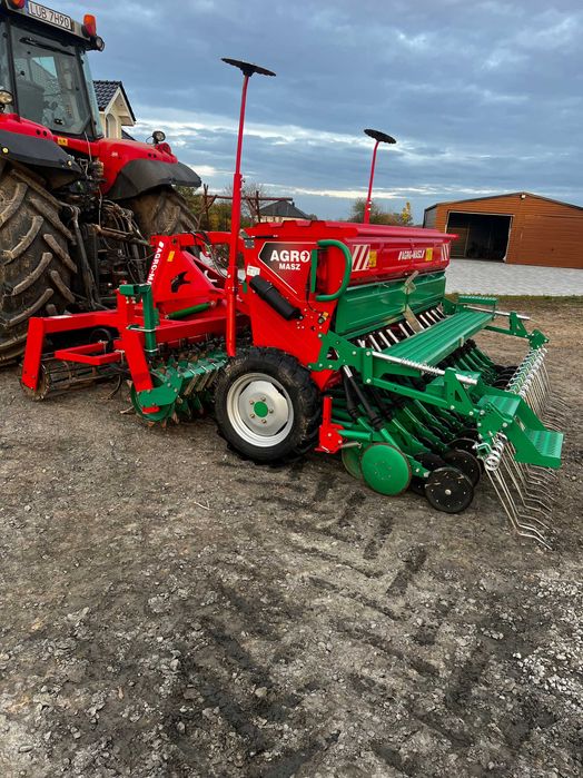 Agregat uprawowo siewny