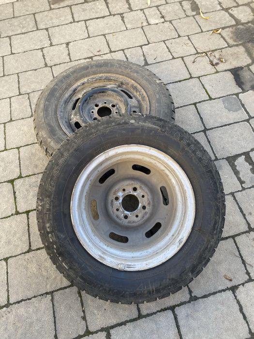 Продам шини з дисками 175/70 r13