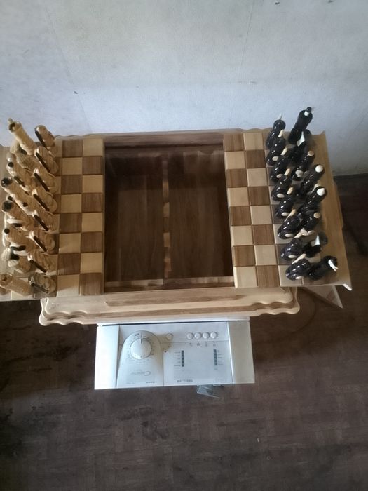 Шахматы крепость. Шахматы из дерева ореха. Наб.кух. 6 шт.предмет.орех.