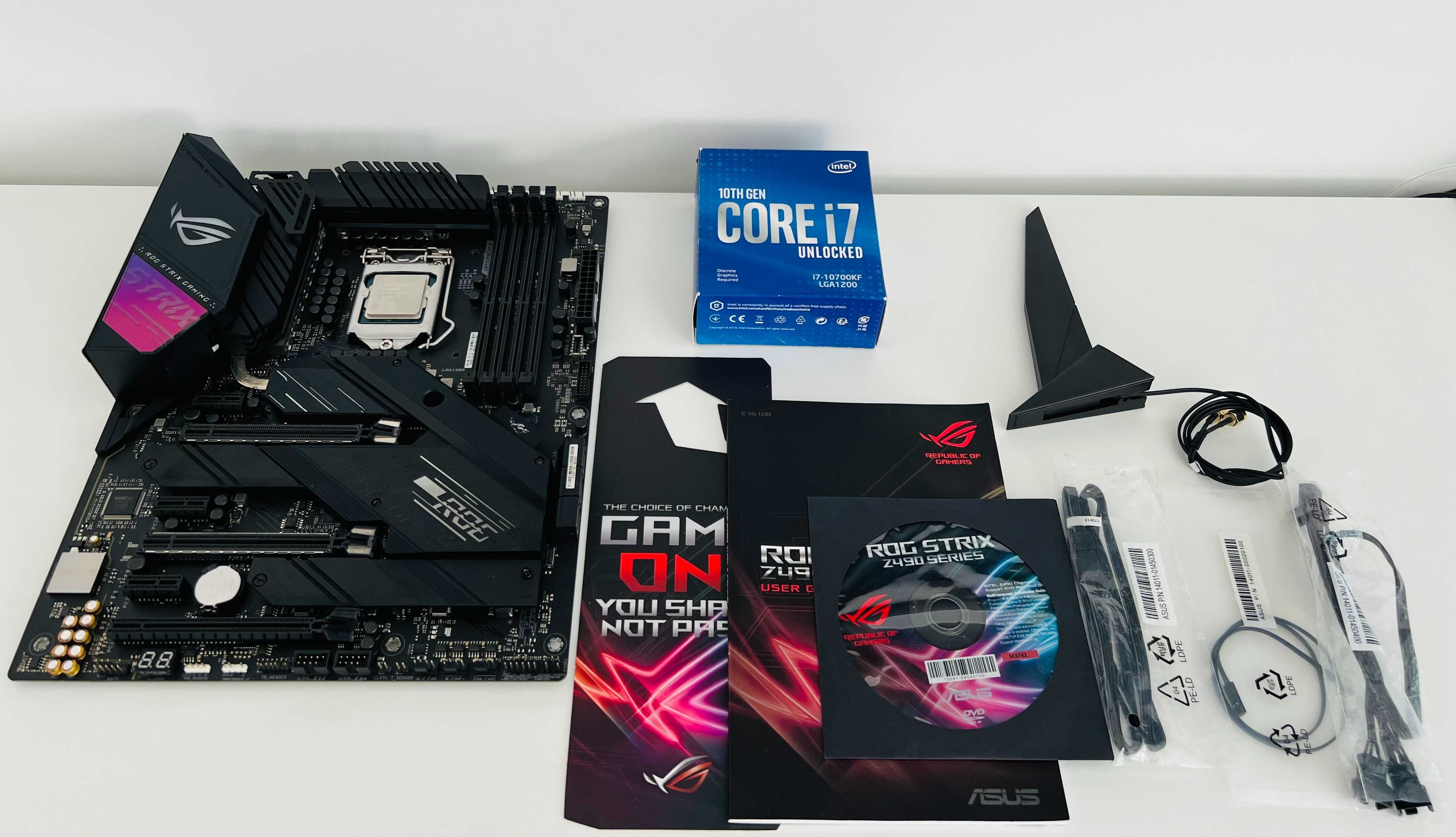 Bundle Intel i7-10700KF + ROG STRIX Z490-E GAMING + Liquid Freezer II