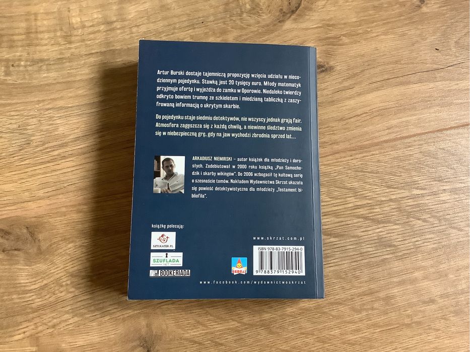 Pojedynek detektywów Arkadiusz niemirski ksiazki młodzieżowe