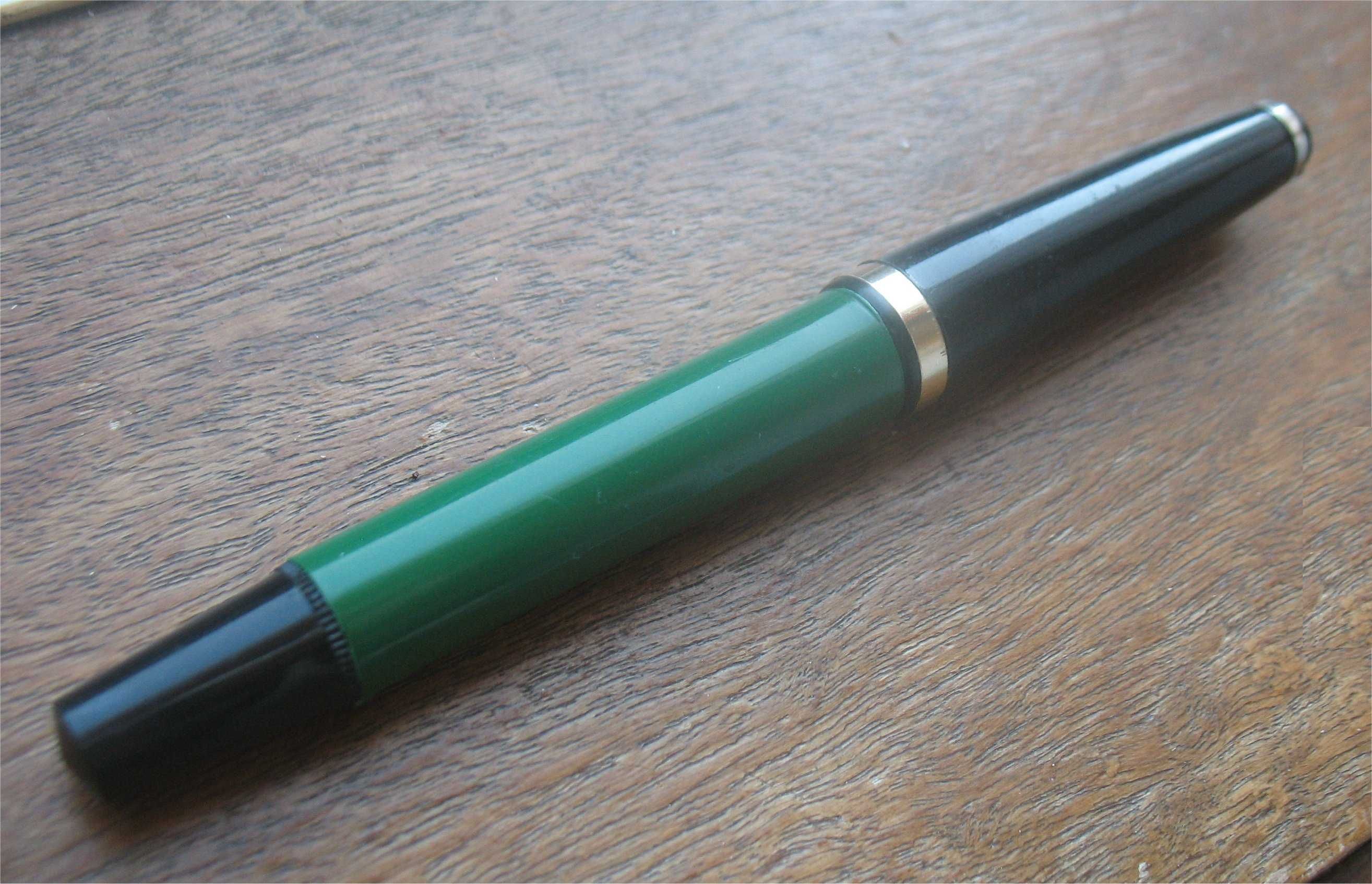 Caneta de Tinta Permanente Antiga