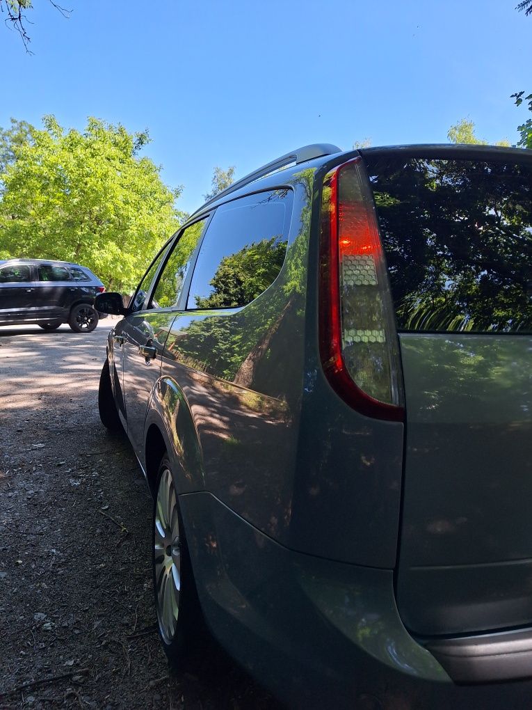 Ford focus titanium