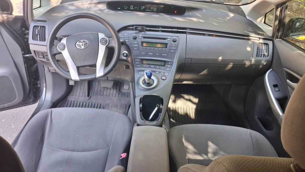 Toyota Hybrid 2010 + LPG