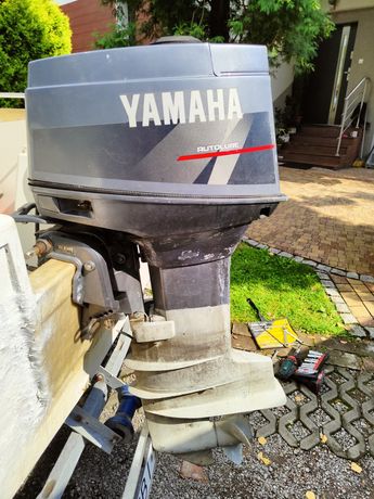 Silnik zaburtowy Yamaha 30 KM manetka 703 film