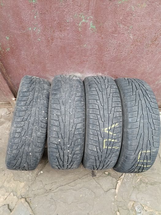 Продам резину Nokian Nordman RS2  185/65 R15
