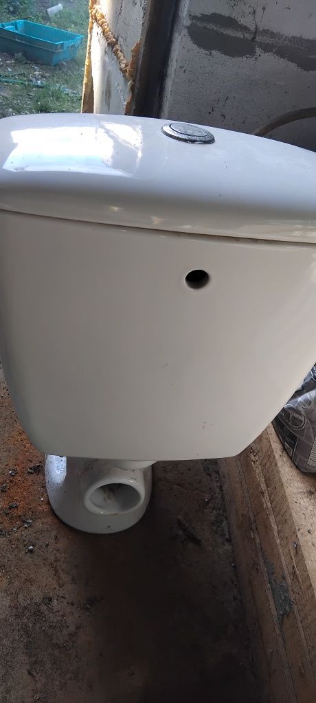 Wc kompakt na budowe