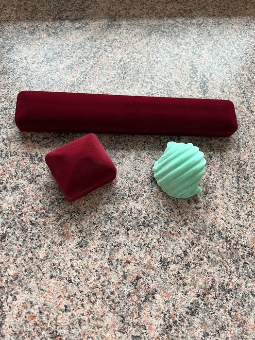 Продам коробочки для прикрас