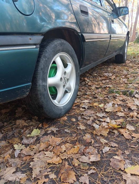 Продам, Опель вектра а 1,6 газ/бенз.