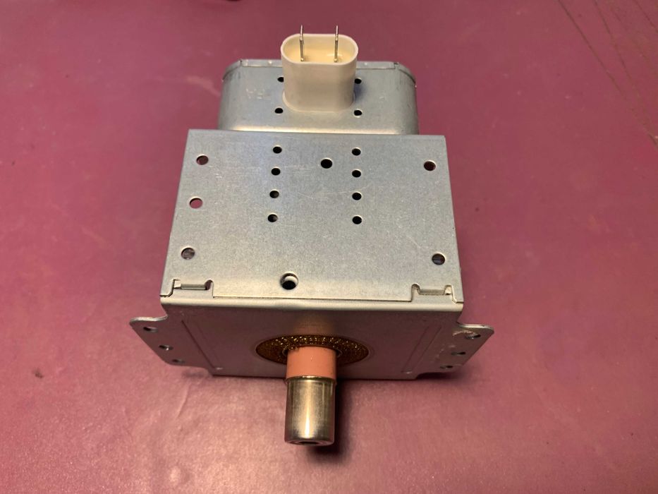 Magnetron WITOL typ: 2M217J  E422