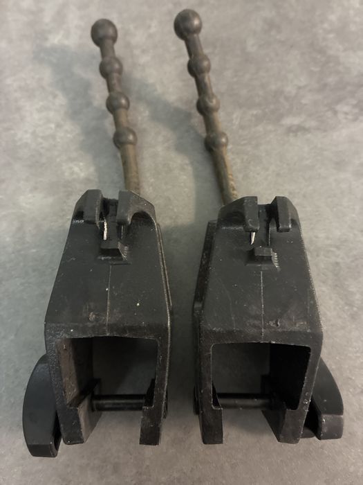 Продам крепления для лыж накрышу