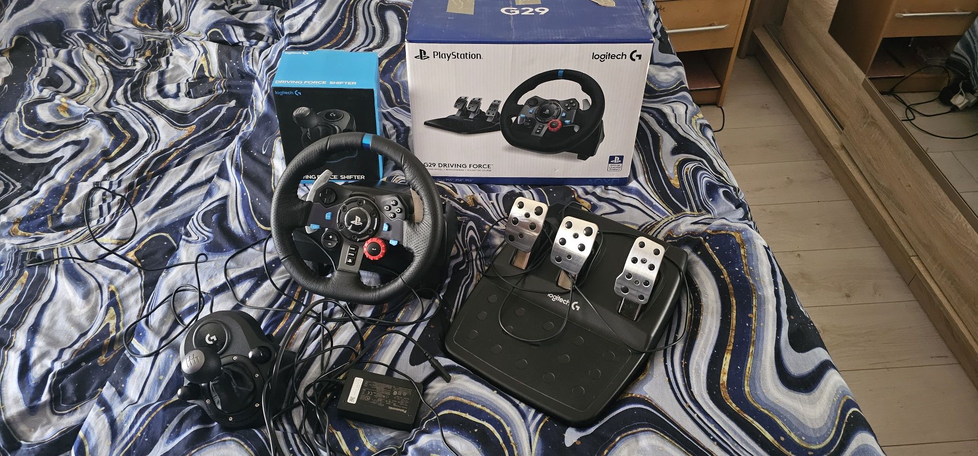 Kierownica do konsoli i PC logitech G29