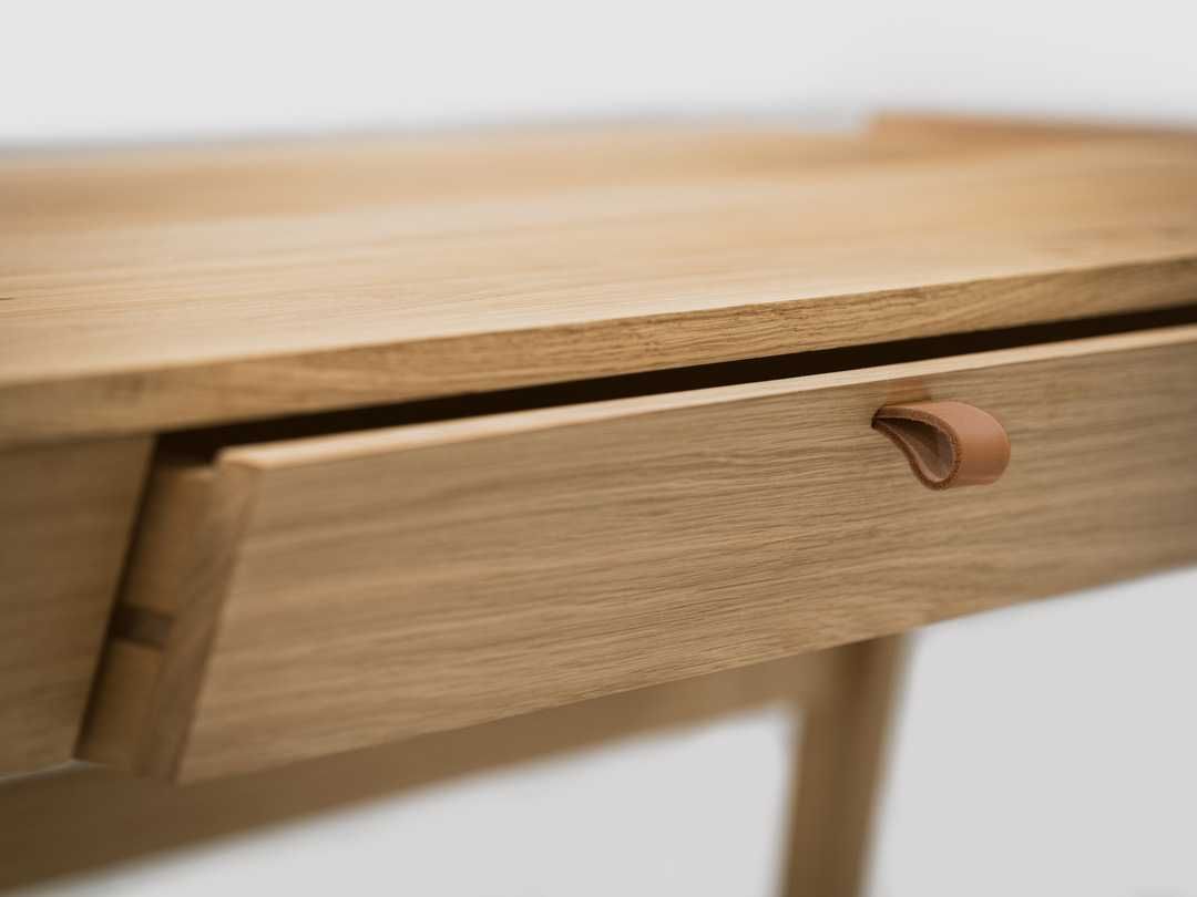 Biurko dębowe z szufladą z litego drewna
