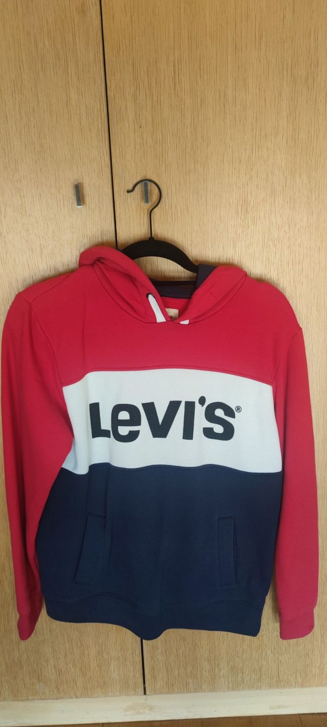 SWEAT Levi's tamanho M  pouco uso