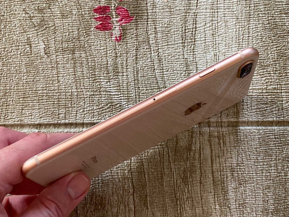iPhone 8 Plus 64 Gb Gold отличное состояние без нюансов Айфон 8 плюс
