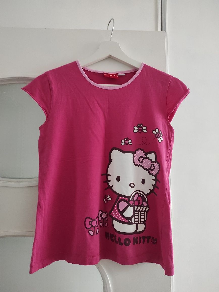 T-shirt różowy hello kity  146 na 152