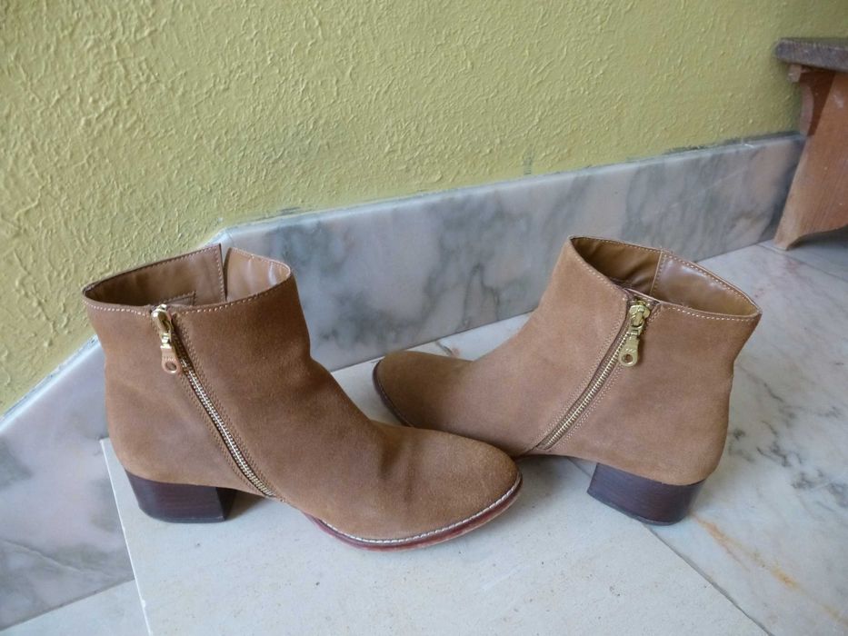 Botins de senhora, SPRINGFIELD