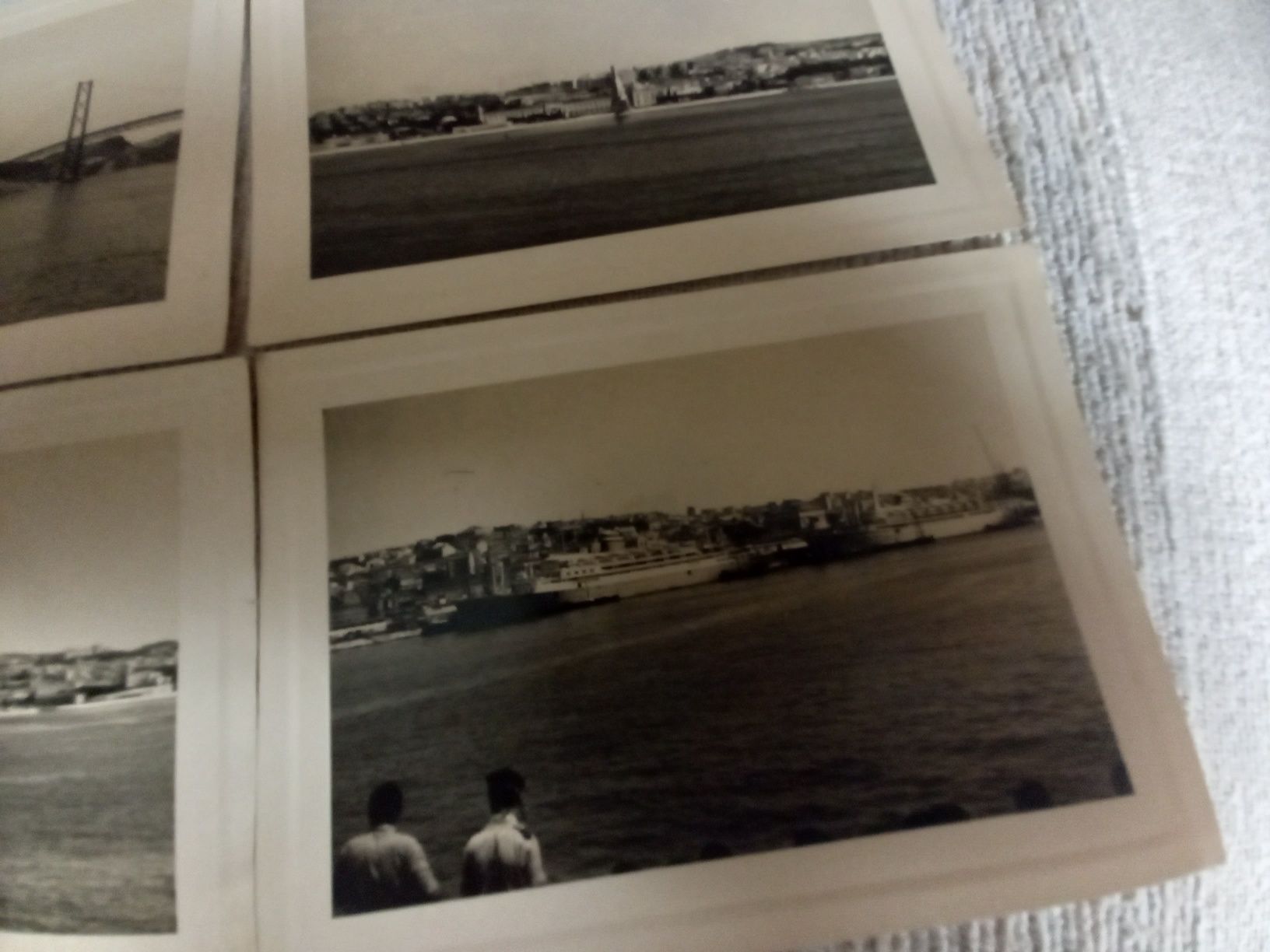 4 fotos únicas ano 66 de Lisboa a partir de barco no rio Tejo