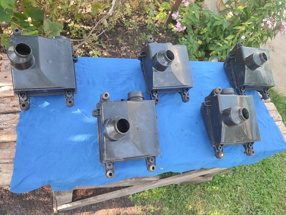 Корпус воздушного фильтра с ДМРВ ВАЗ 2104-2107