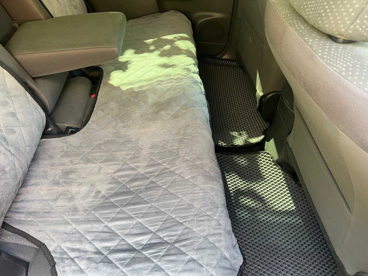 Продам TOYTA PRIUS V 2014