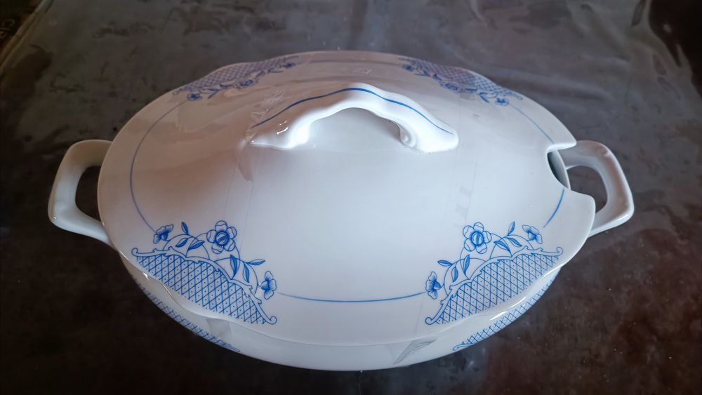 Terrina vista alegre vintage