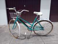 Bicicleta de senhora vintage