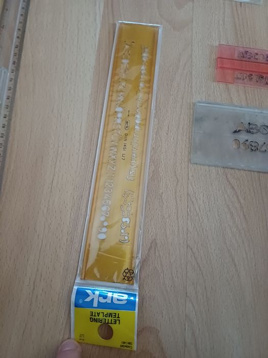 Zestaw linijek wzorników śrub skala, standardgraph