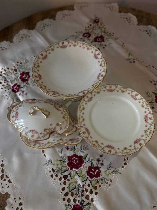 фарфор Limoges. Соусниця , тортівниця на ніжці, тарілка от 2700 грн