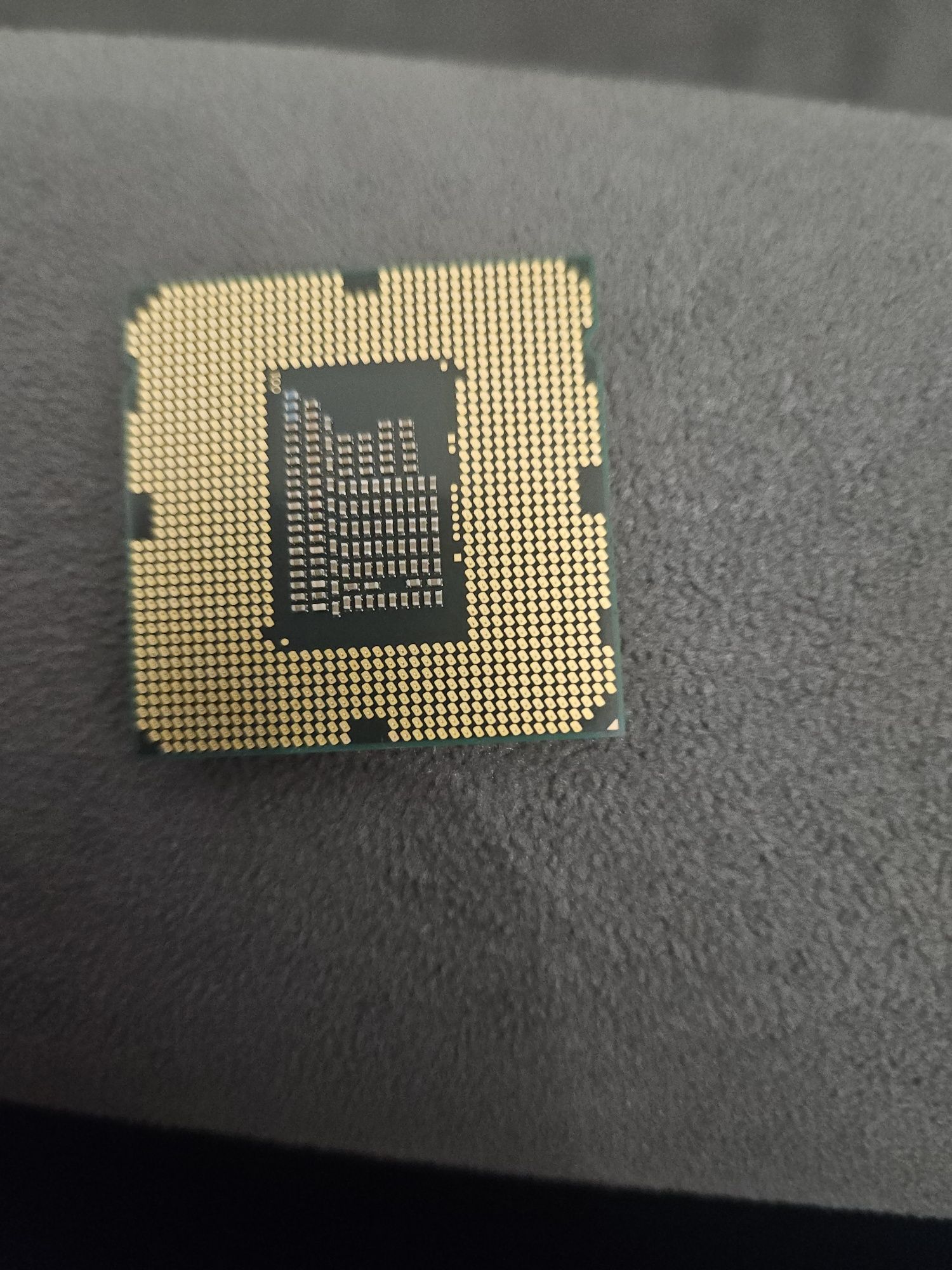 Procesor intel core i3-2100 z chłodzeniem