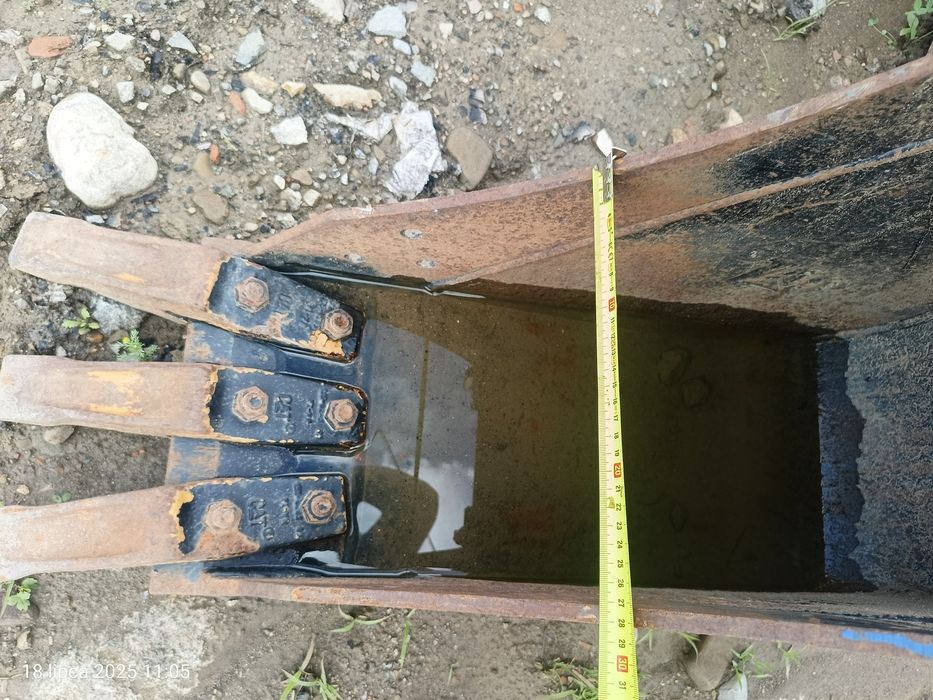 Łyżka skarpowa kopiącą