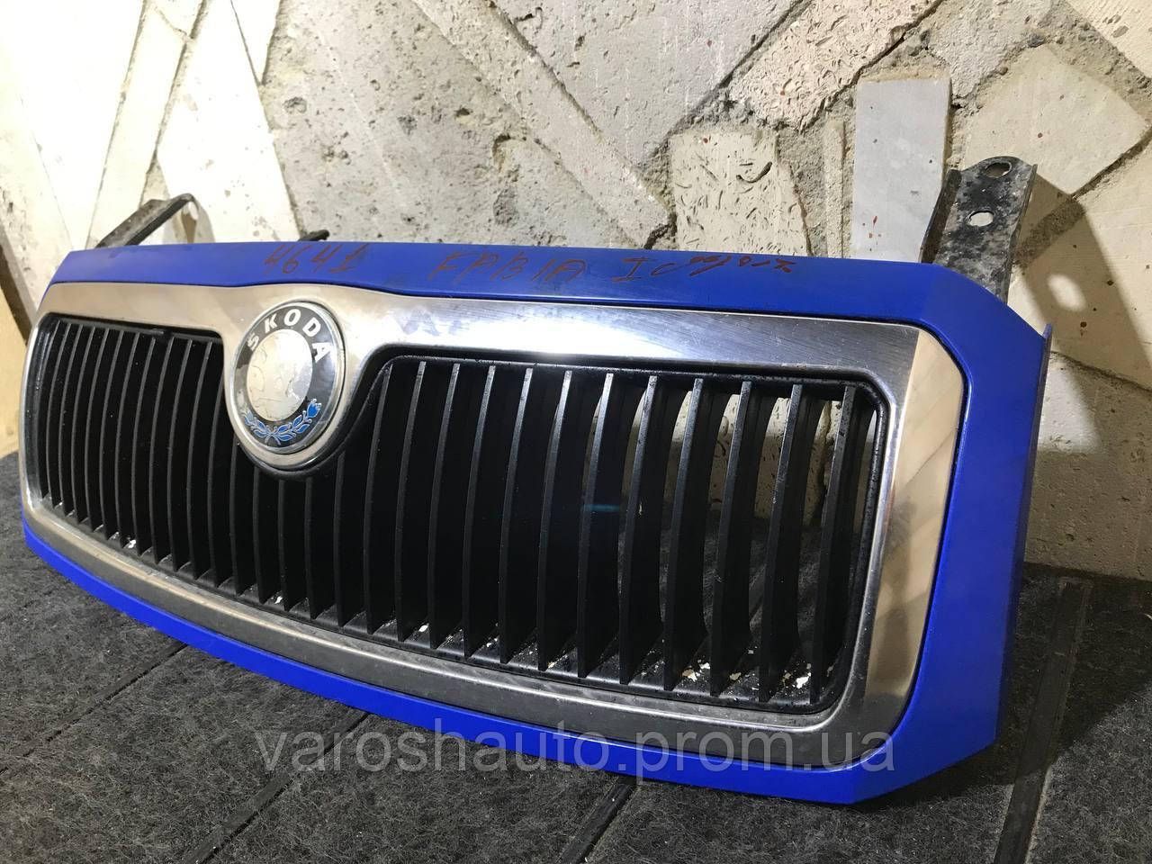 Ришітка радіатора дорестайл Skoda Fabia I 6Y0853668 4641