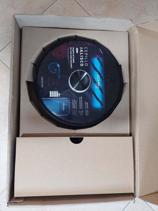 Fantástico  Robot Aspirador Esfregona Conga 4090