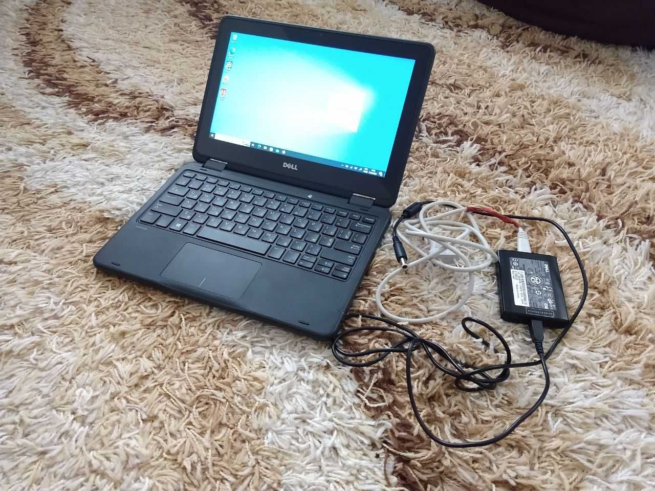 Ноутбук-планшет 2в1 Dell Latitude 3189 +2-камери +4-е ядра +новий SSD