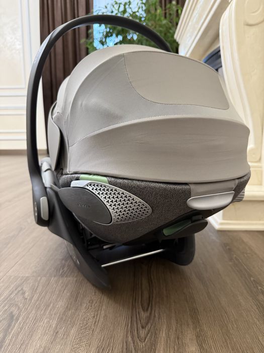 Автокрісло Cybex Cloud T i-Size Mirage Grey + адаптери до шасі