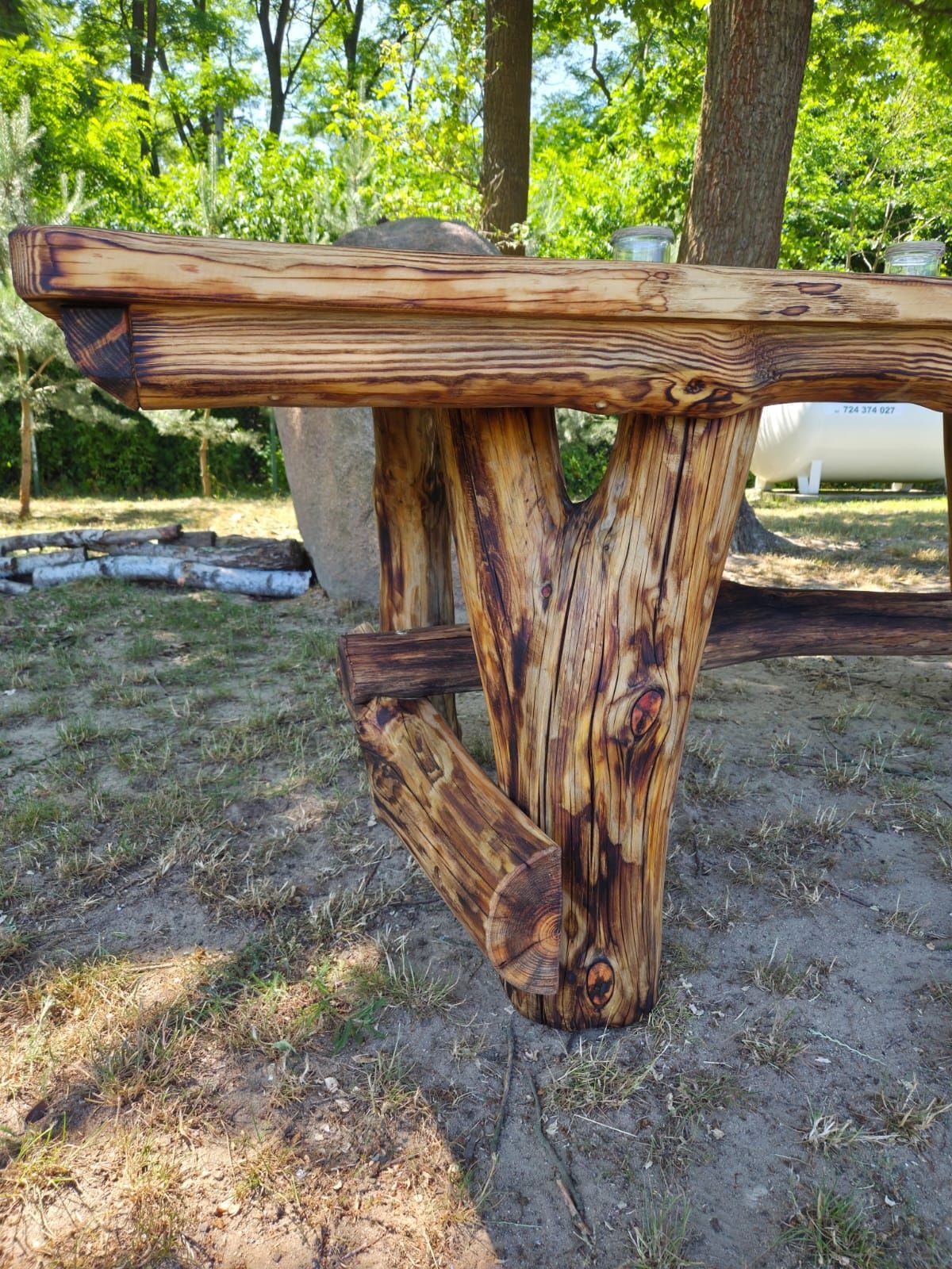 Stół ogrodowy drewniany