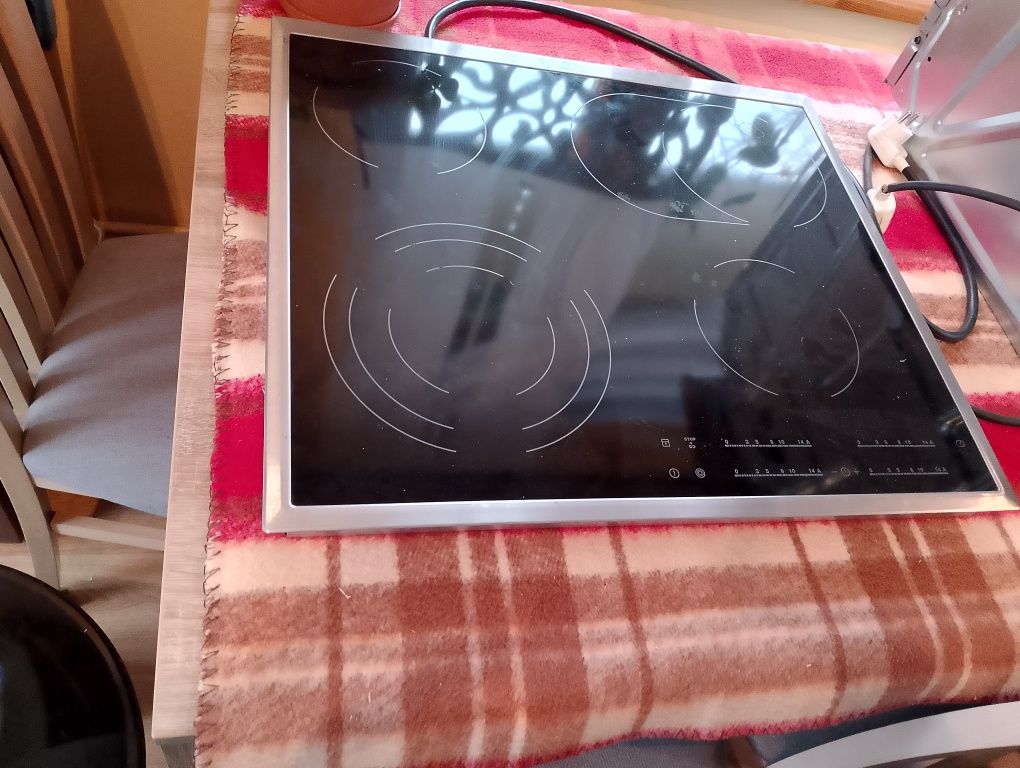 Witam mam do sprzedania płytę Electrolux I piekarnik Whirlpool Polecam