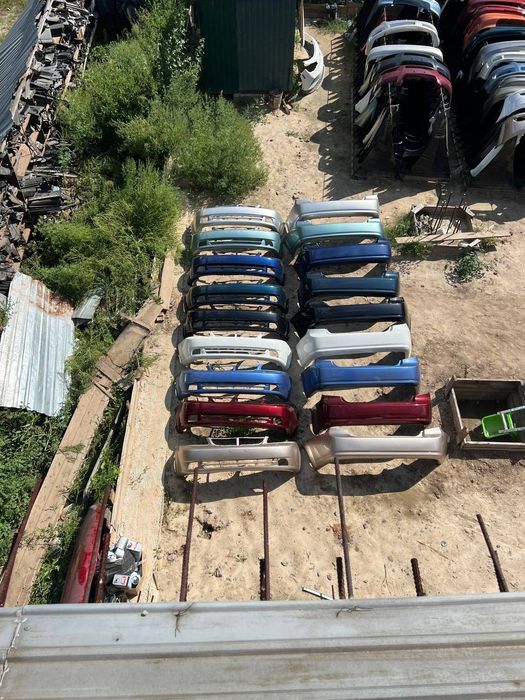 Бампер лачети лачеті в гарному стані