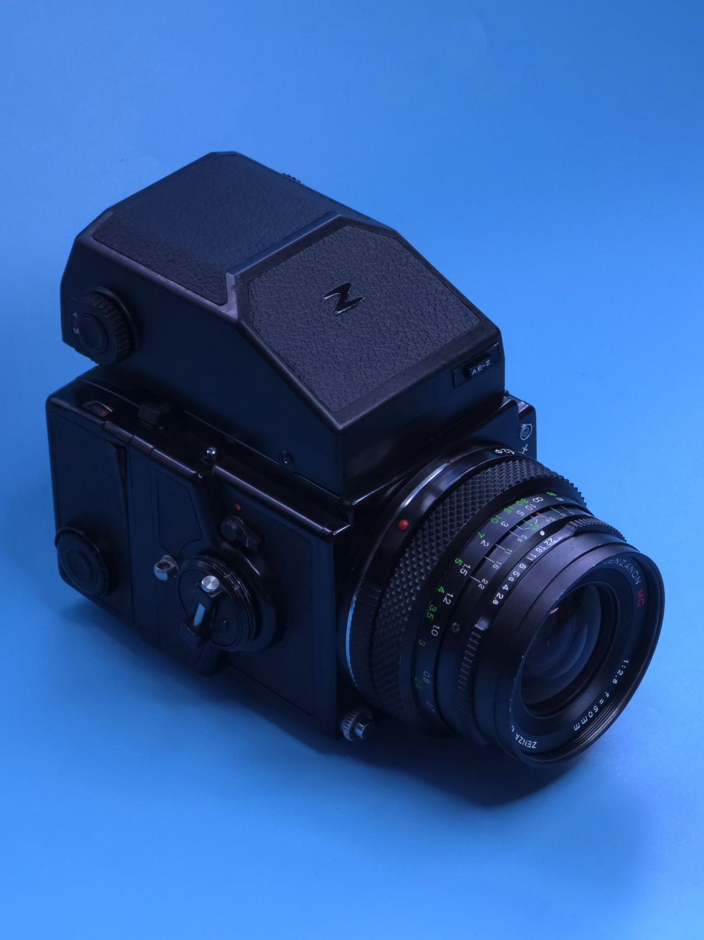Zenza Bronica ETRSi + Motor Winder-Ei