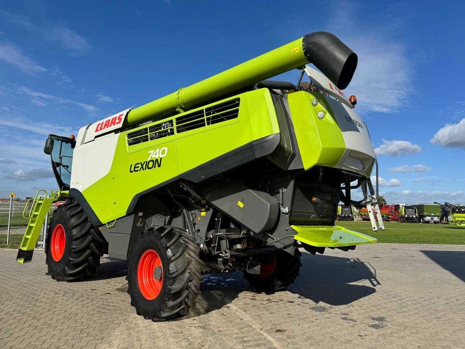 Зернозбиральний комбайн Claas Lexion 740 2018 рік, 2893/1710