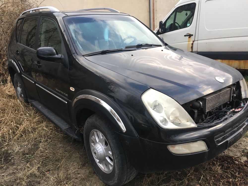 SsangYong rexton 2.7 diesel 2005 rok w całości lub na części 4900 zł