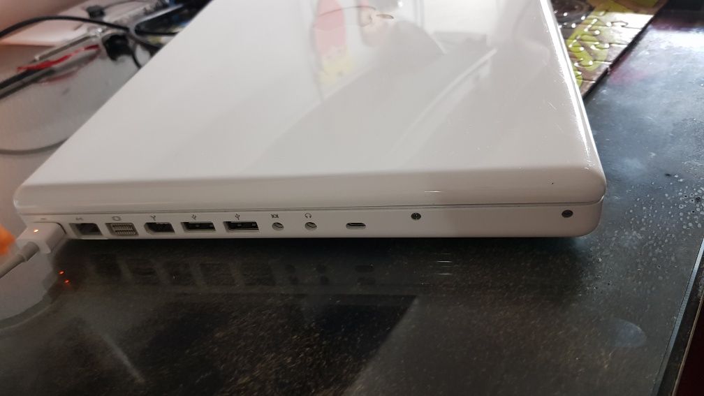 Macbook Branco Impecável