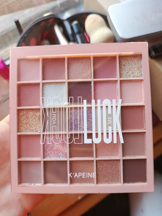 Палетка тіней 25 кольорів