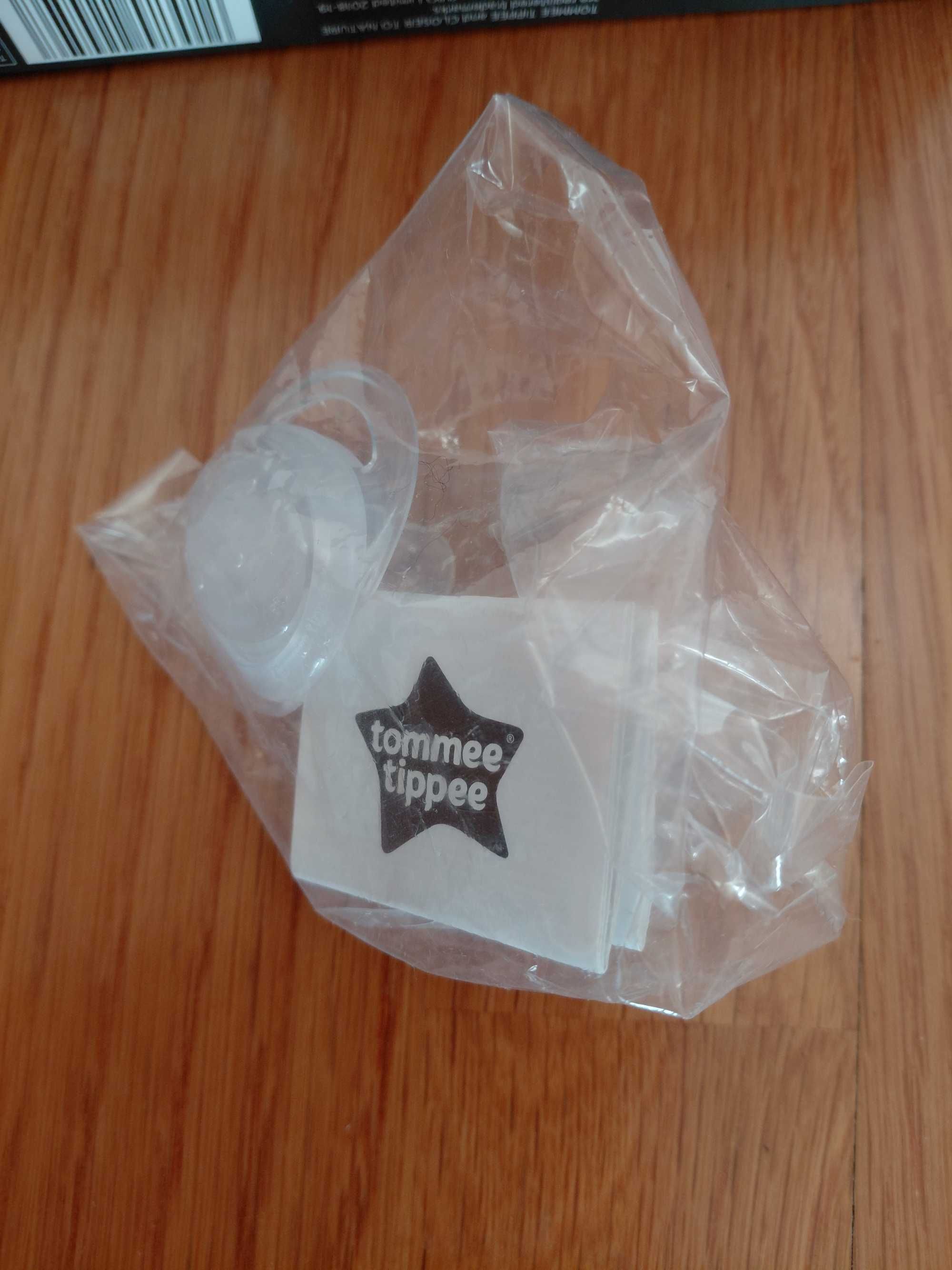 Biberão de vidro e chucha da marca Tommee Tippee