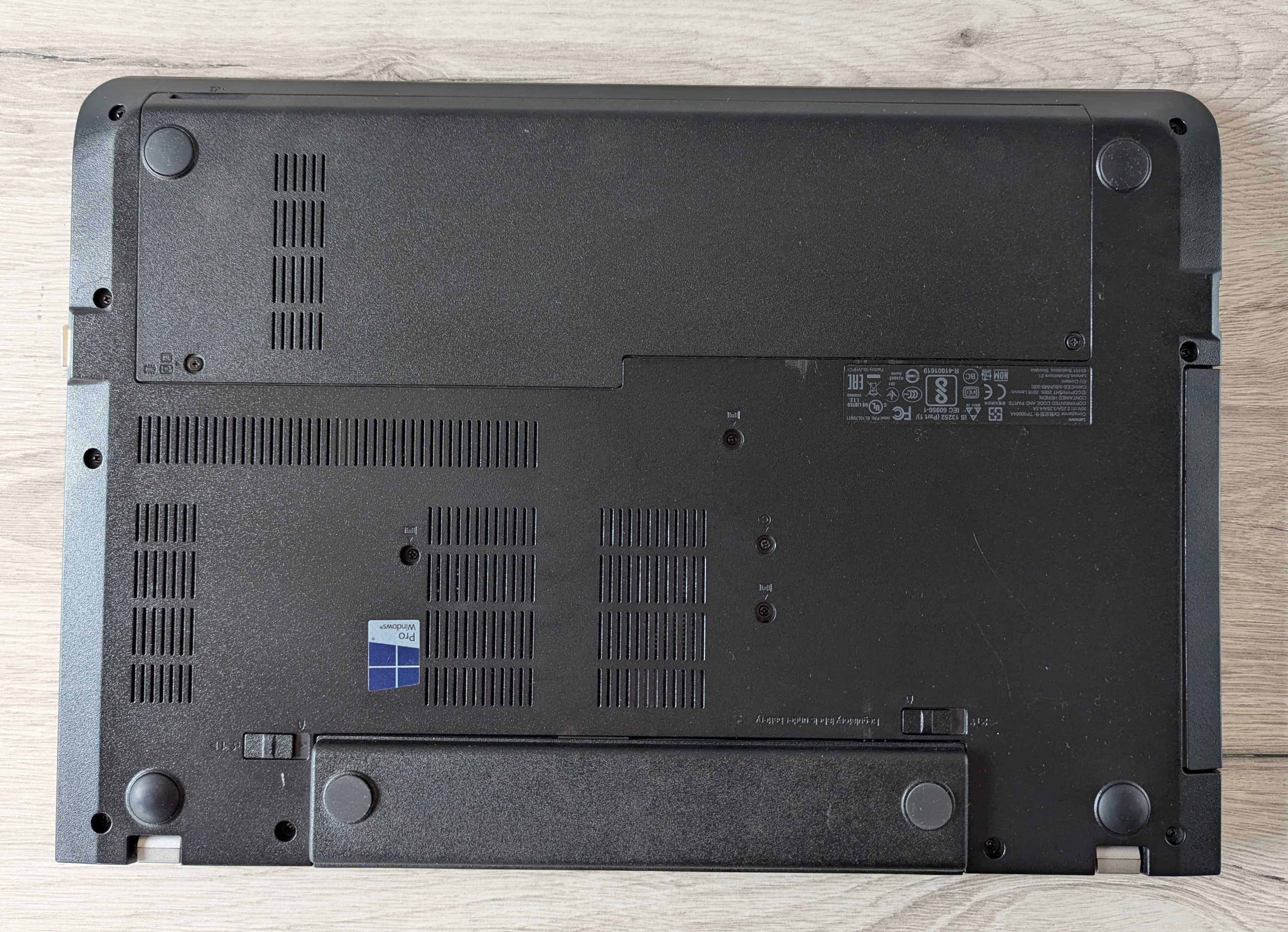 Lenovo ThinkPad E570 15'6 IPS/i5-7200U/8GB DDR4/