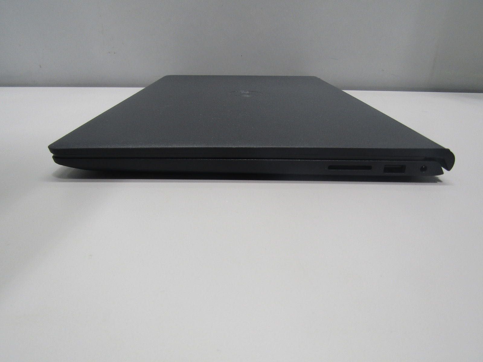 DELL Inspiron 15 3511 15.6" Intel Core i7-1165G7 16GB / 1TB